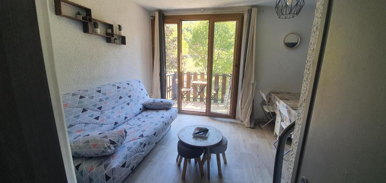 Studio 4 A 5 Personnes Saint Jean Montclar Montclar  Exteriér fotografie